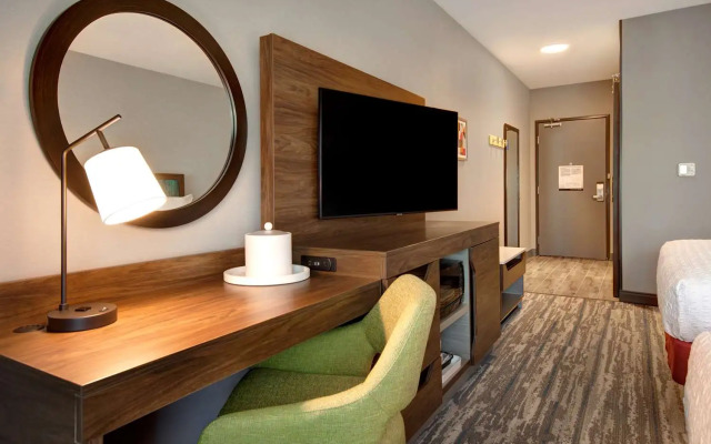Hampton Inn & Suites Ontario Rancho Cucamonga