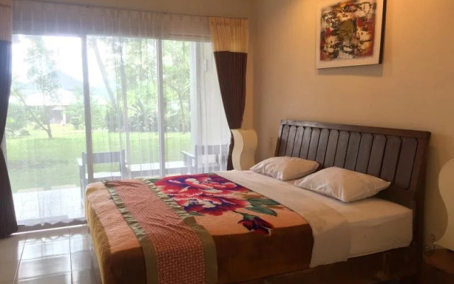 Minak Jinggo Hotel