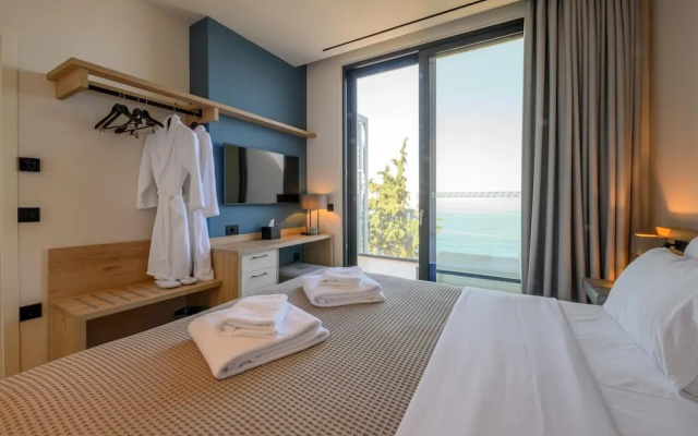 Kyma Deluxe 2 Bedroom Suite