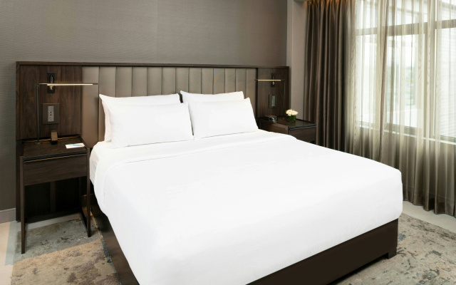 The Row Hotel at Assembly Row, Autograph Collection