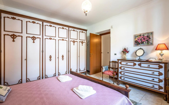 Stunning Home in Fontanile With 2 Bedrooms and Wifi