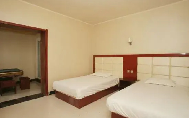 Guilin yiran Hotel (Weizhou Park Branch)