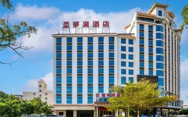 New pearl Hotel