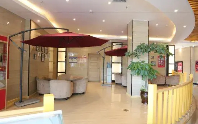 Mona Hotel