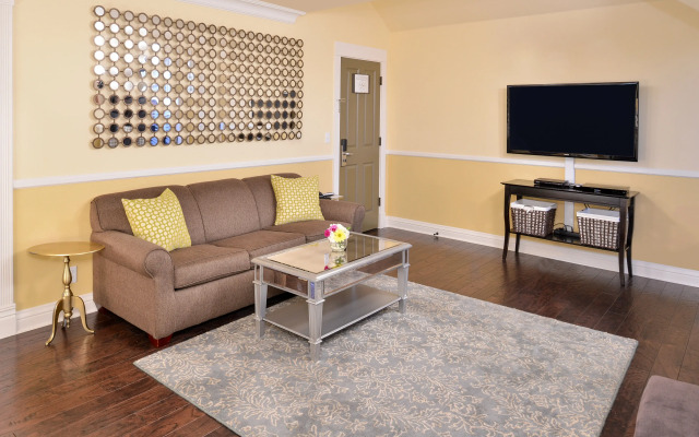 Majestic Inn & Spa