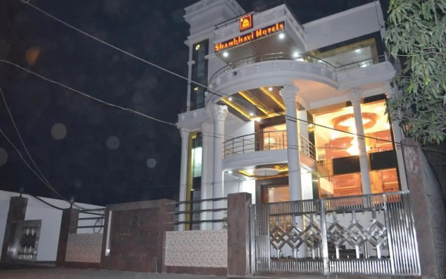 Shambhavi Hotels