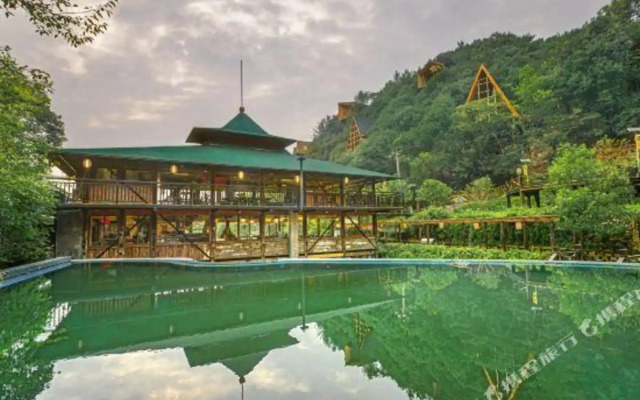 Ningbo Xikou Relax Valley Resort