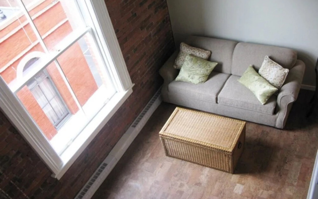 Central Victoria A Apartment