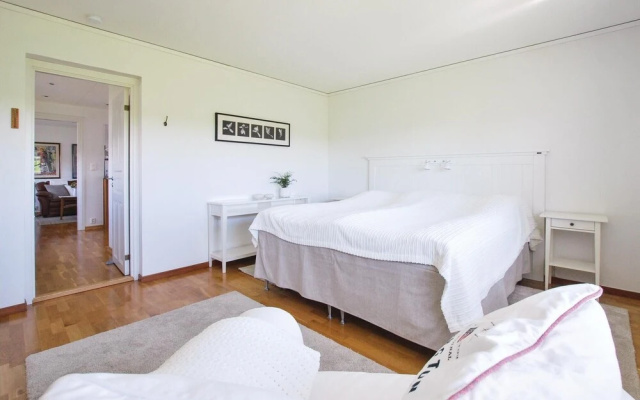Stunning Home in Borgholm With 2 Bedrooms and Wifi