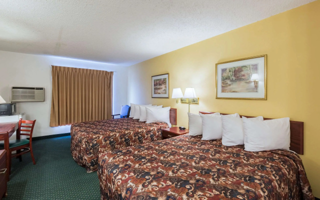 Super 8 by Wyndham Grand Island South