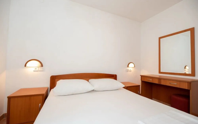 Kozarica Apartments