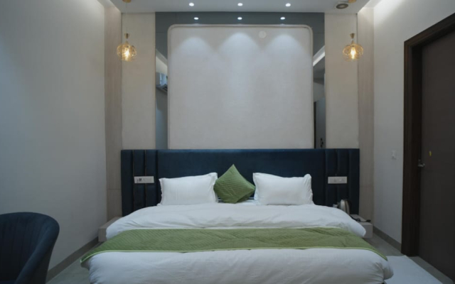Hotel Cloud Castle Ludhiana