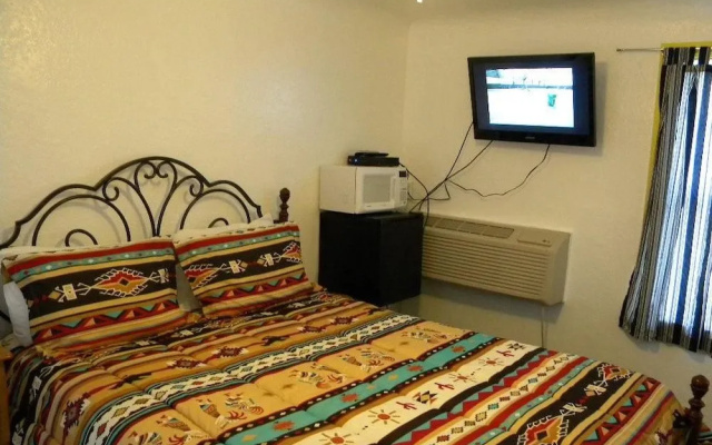 Grand Motel