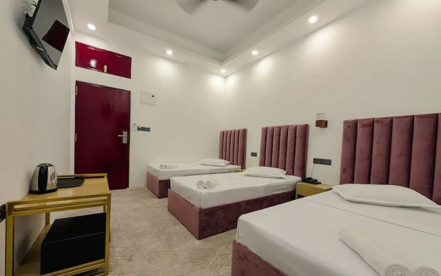 Kings Grand Hotel