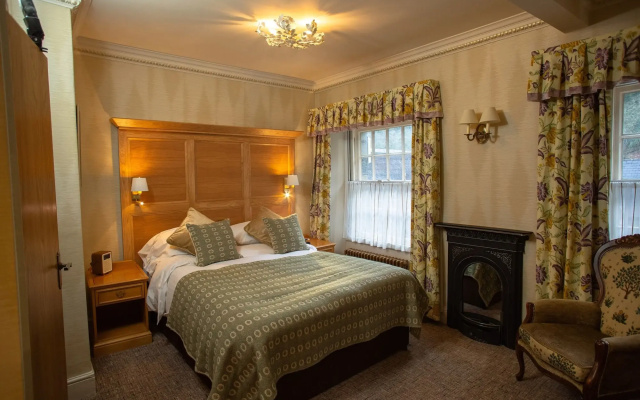 Royal Oak Hotel