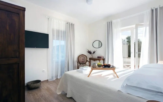Iliopetra House 2 - Corfu Retreat With Jacuzzi