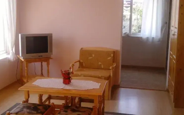 Dion Guest House