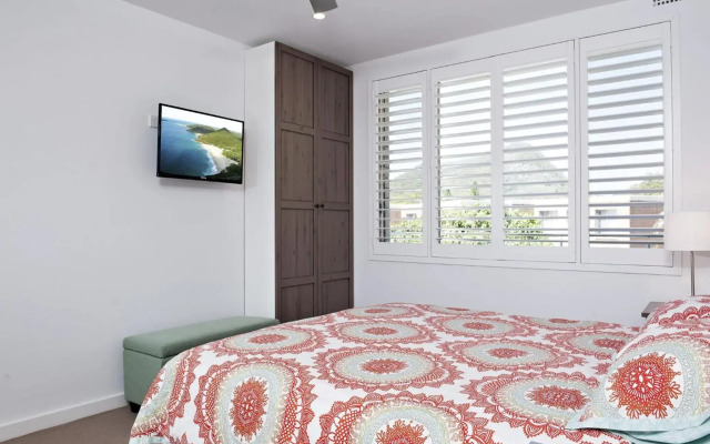 Shoal Bay Road, Del Rae, Unit 18, 25
