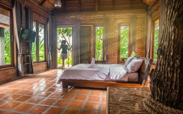 Kung Nok Tha Resort