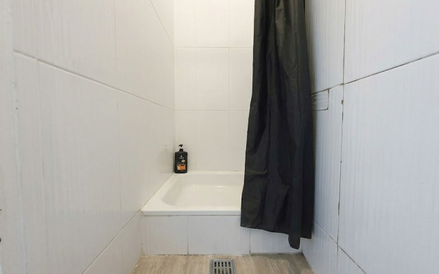 Central & Simple 1BR Apartment with WIFI