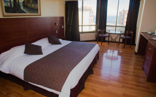 Piero's Hotel