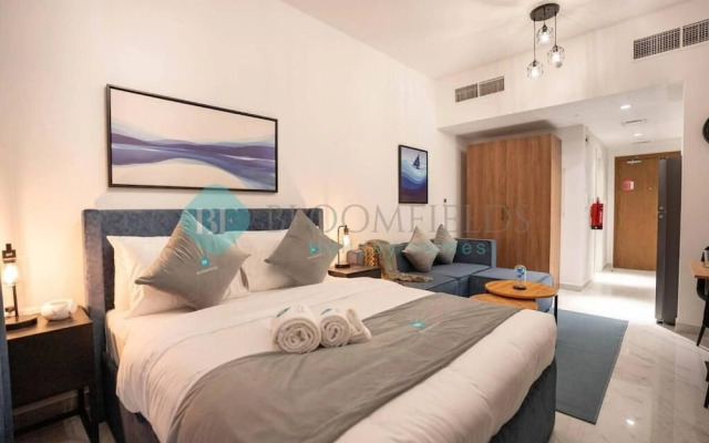 Bloomfields Furnished STU in Oasis M