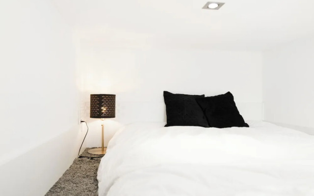 Luxurious Modern Apartment in Antwerp, Belgium
