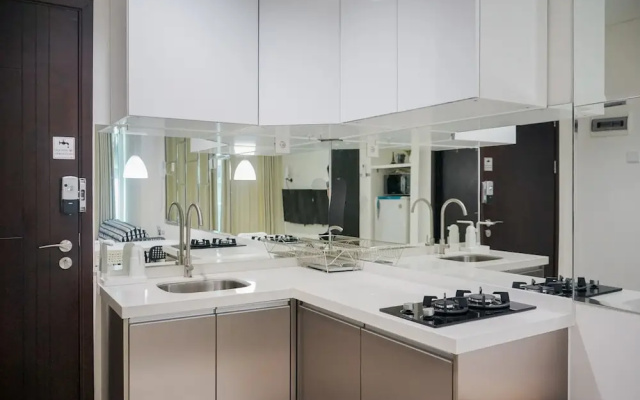 Cozy Living 1BR at Brooklyn Alam Sutera Apartment