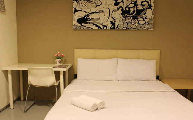 7 Star Hotel