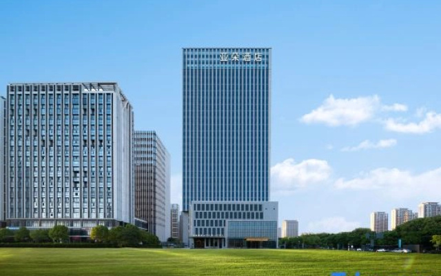 Atour Hotel Nantong ETDZ AEON Mall