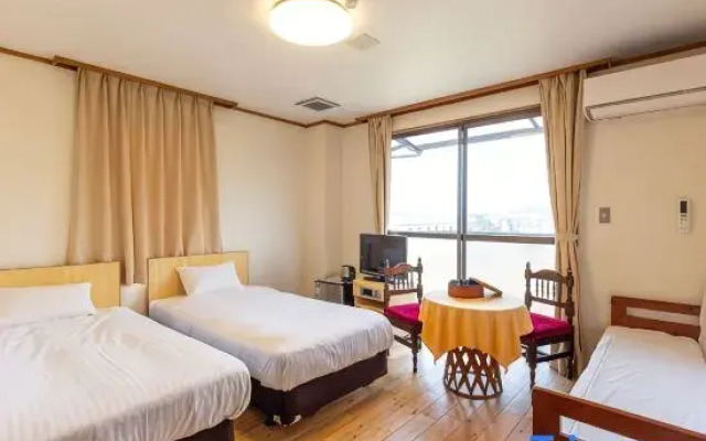 Wasuki Base Biwako Guest House