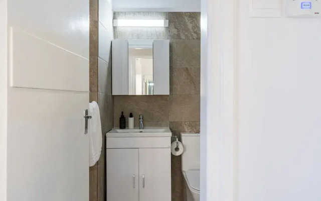 Vibe - 1 BR APt & Balcony in Larnaca