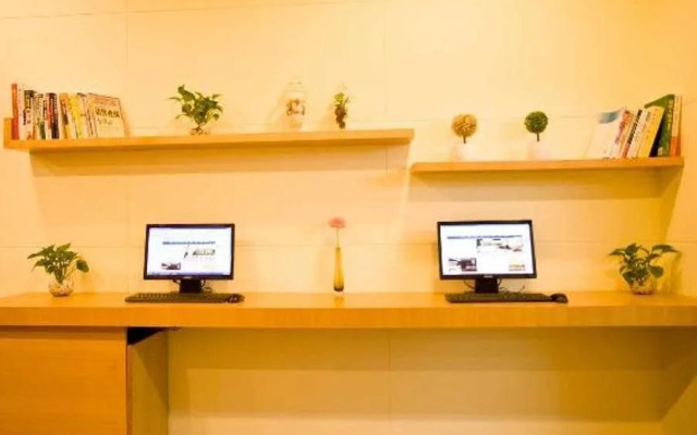 7 Days Inn Meizhou Jiadeli Branch