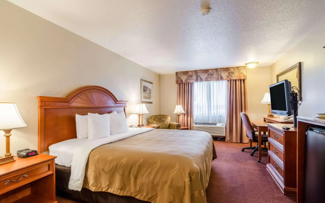 Holiday Inn Express ALLIANCE