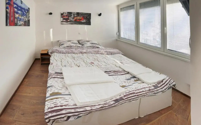 Bibi's Apartments