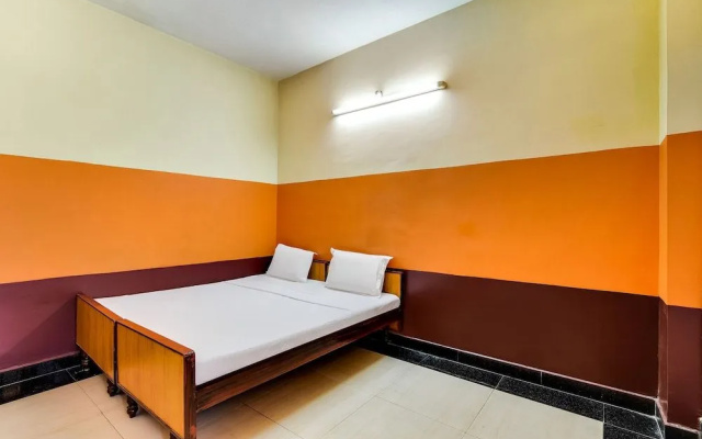 SPOT ON 36583 Hotel Srinivasa Residency