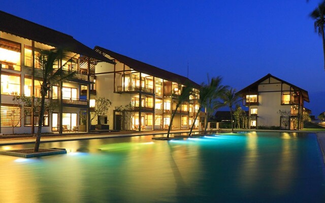 Отель Avani Bentota Resort Шри-Ланка, Бентота - 2 отзыва об отеле, цены и фото номеров - забронировать отель Avani Bentota Resort онлайн вид на фасад