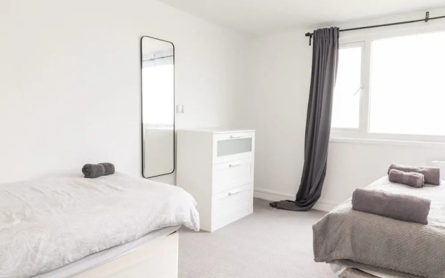 8 Seaview @ Bridlington Bay