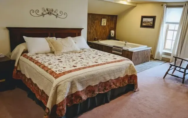 Oak Valley Inn & Suites