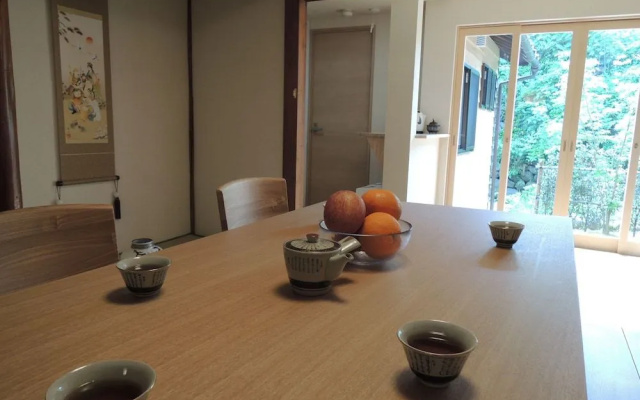 Kenroku House