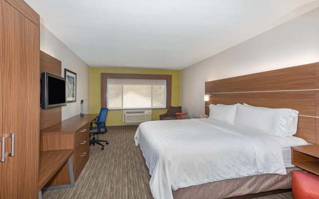 Holiday Inn Express and Suites Phoenix Tempe - University