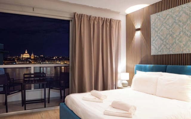 Idyllic Penthouse Apartment With Sea View Balcony