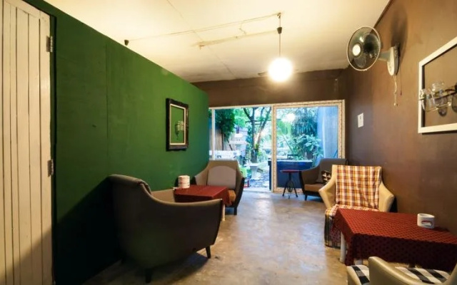 Phuket Ghetto Child Hostel