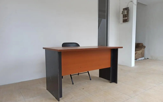 OYO Life 2988 Medokan N2 Residence