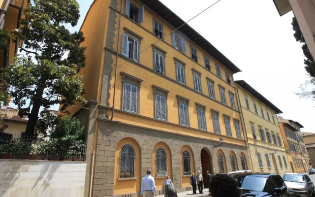 NumberSix Suites
