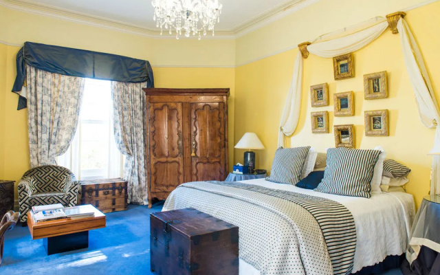 Cotter House Luxury Retreat
