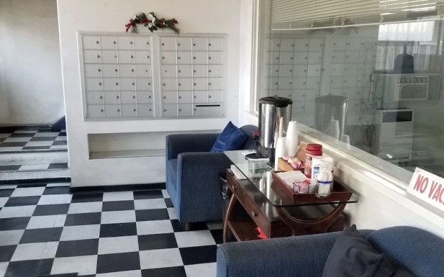 West End Hotel