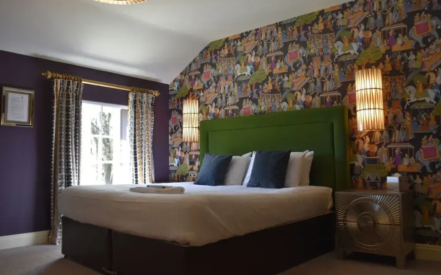 Elveden Inn