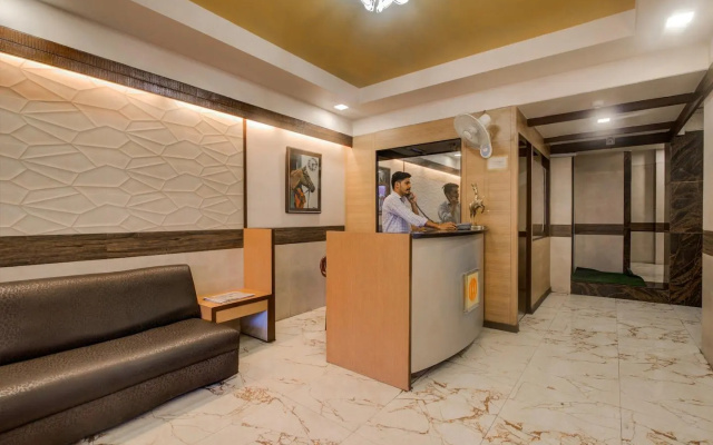 OYO 30840 Hotel Derby