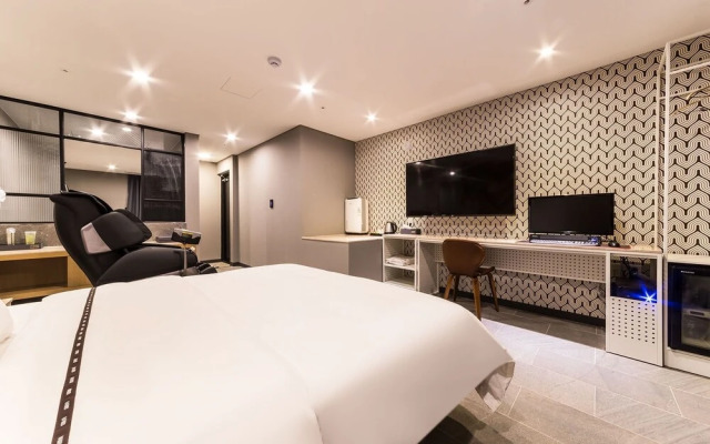 Hwaseong Drive-In Habibi Unmanned Motel